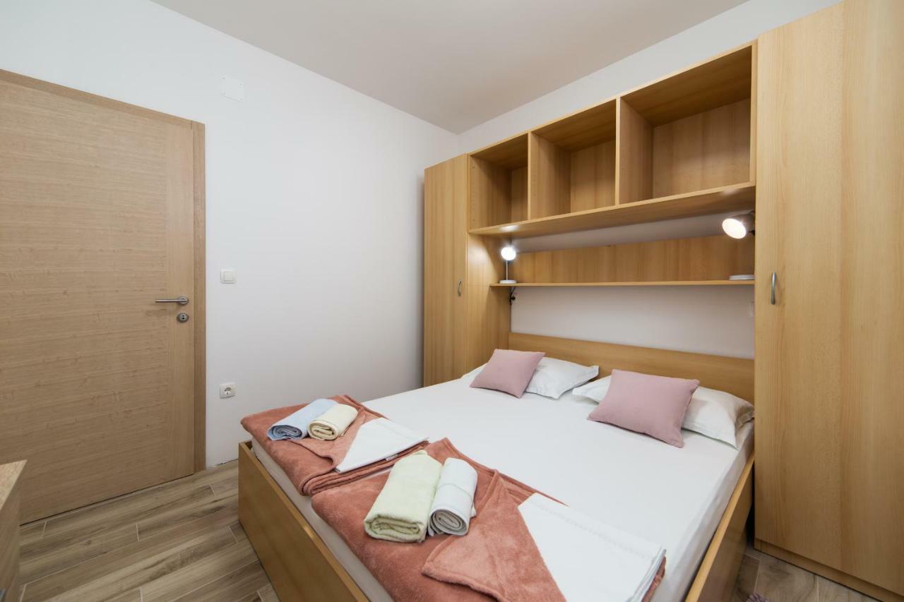 Apartmani Ujdur Gradac  Eksteriør bilde