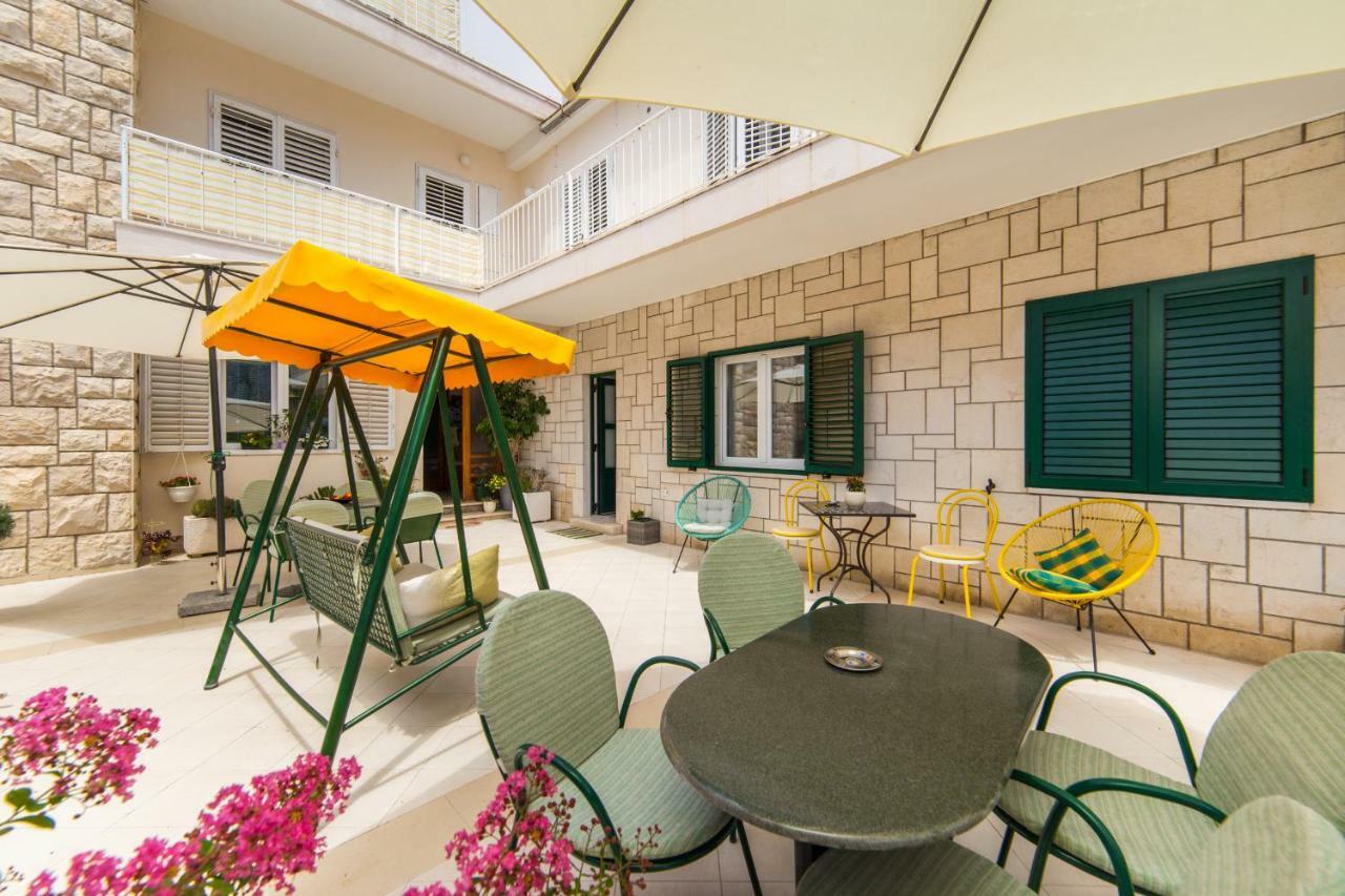 Apartmani Ujdur Gradac  Eksteriør bilde