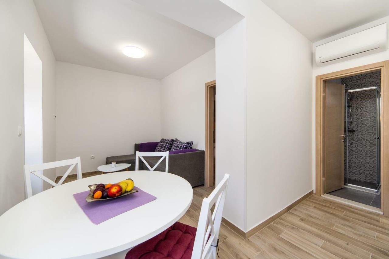 Apartmani Ujdur Gradac  Eksteriør bilde